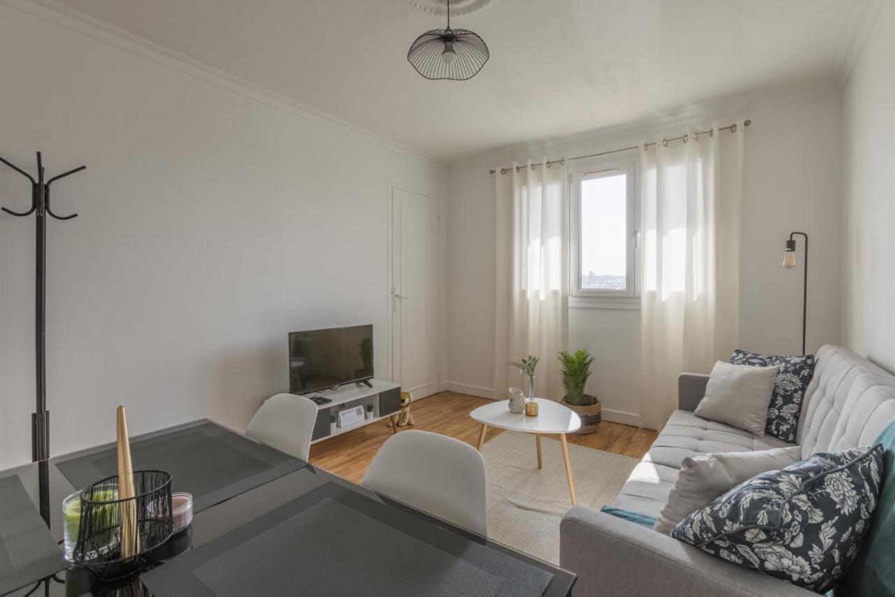 Lacolline-Ponthebert,Com - Appartement Entier Renove -Grand Parking Gratuit, Tout Equipe, Confortable, Netflix Et Amazon Prime Gratuits Et Illimites, Matelas Emma, Lave Linge, Vue Sur La Vallee, Rdc Exterior foto